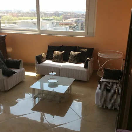 The Sun House * 罗马